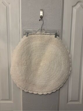 Shabby Chic Rachel Ashwell 100% Cotton Cream Bathmat W Crochet Trim 26.5” EUC